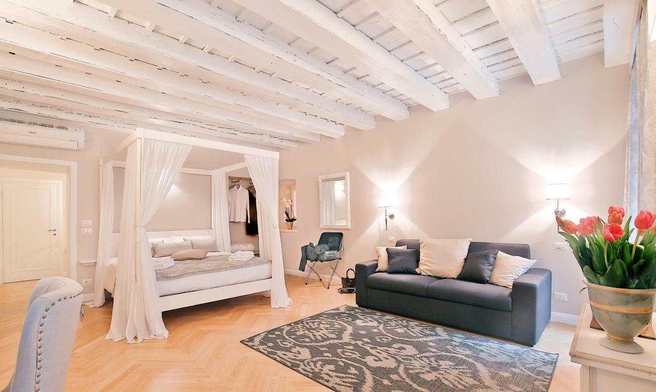 Boutique Apartments Verona Bagian luar foto