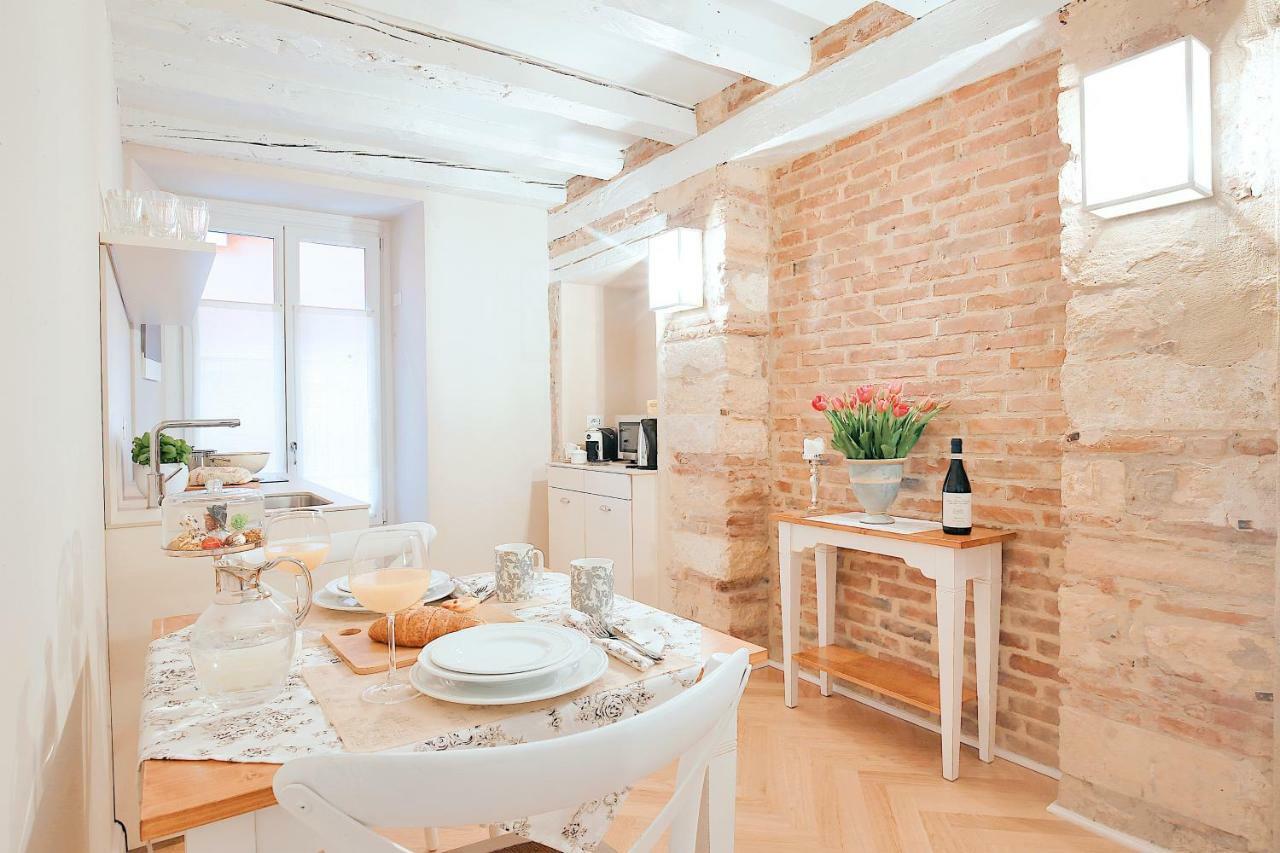Boutique Apartments Verona Bagian luar foto