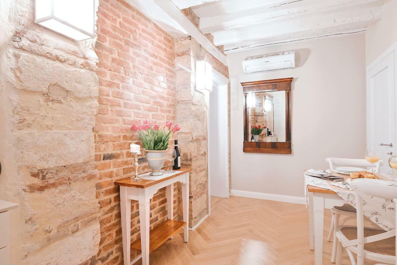Boutique Apartments Verona Bagian luar foto