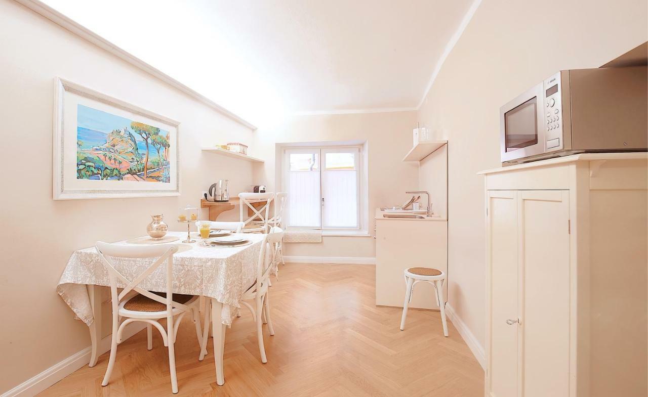 Boutique Apartments Verona Bagian luar foto