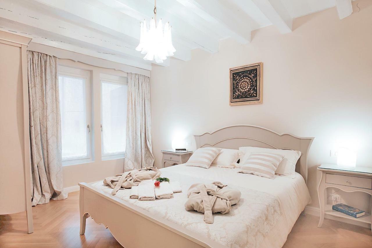 Boutique Apartments Verona Bagian luar foto