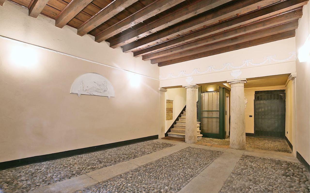 Boutique Apartments Verona Bagian luar foto
