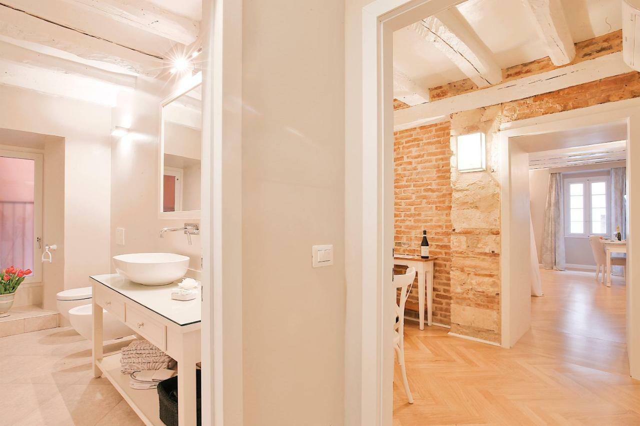 Boutique Apartments Verona Bagian luar foto