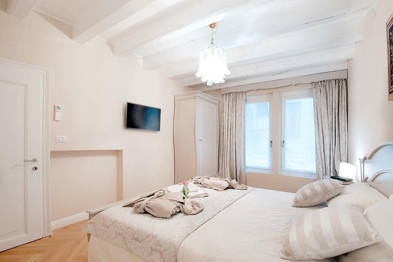 Boutique Apartments Verona Bagian luar foto